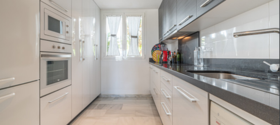 4 bedrooms Townhouse in Nueva Andalucia, Spain No. 4762 8