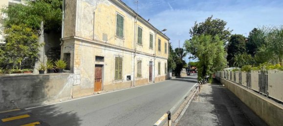 4 rooms House in Sanremo, Italy No. 15239 14