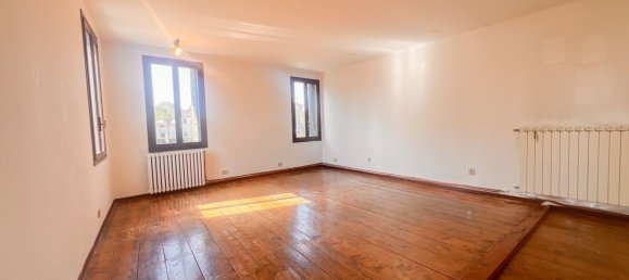 Casa de 4 habitaciónes en Mira, Italy No. 290709 2