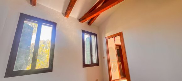 Casa de 4 habitaciónes en Mira, Italy No. 290709 12