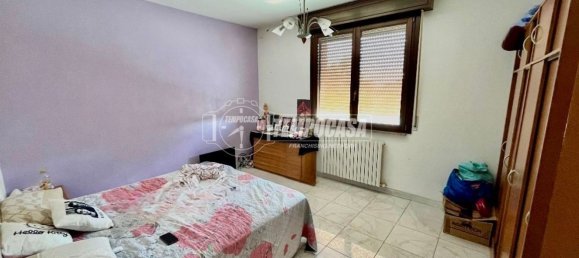 2 rooms Apartment in San Prospero, Italy No. 297002 6