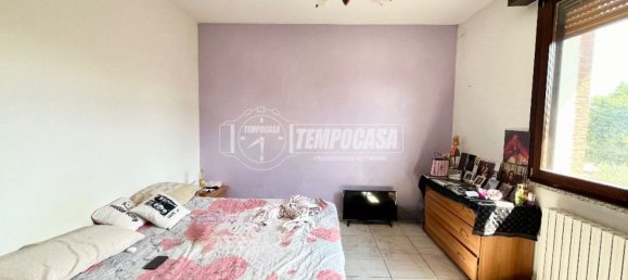 2 rooms Apartment in San Prospero, Italy No. 297002 5