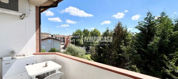 2 rooms Apartment in San Prospero, Italy No. 297002 4