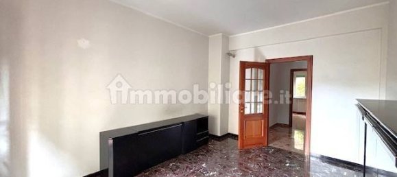 2 bedrooms Apartment in Genoa, Italy No. 313358 4