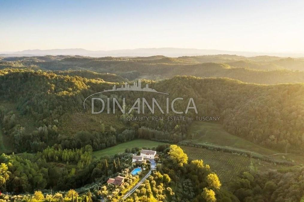 8 rooms House in Montopoli in Val d'Arno, Italy No. 224580