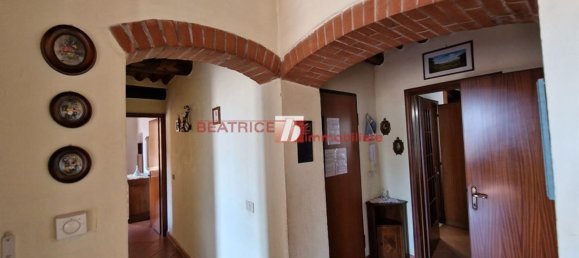 5-Zimmer Wohnung in Lucca, Italy, Nr. 99555 2