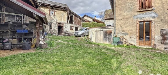 6 bedrooms House in Vaulnaveys-le-Haut, France No. 205055 16