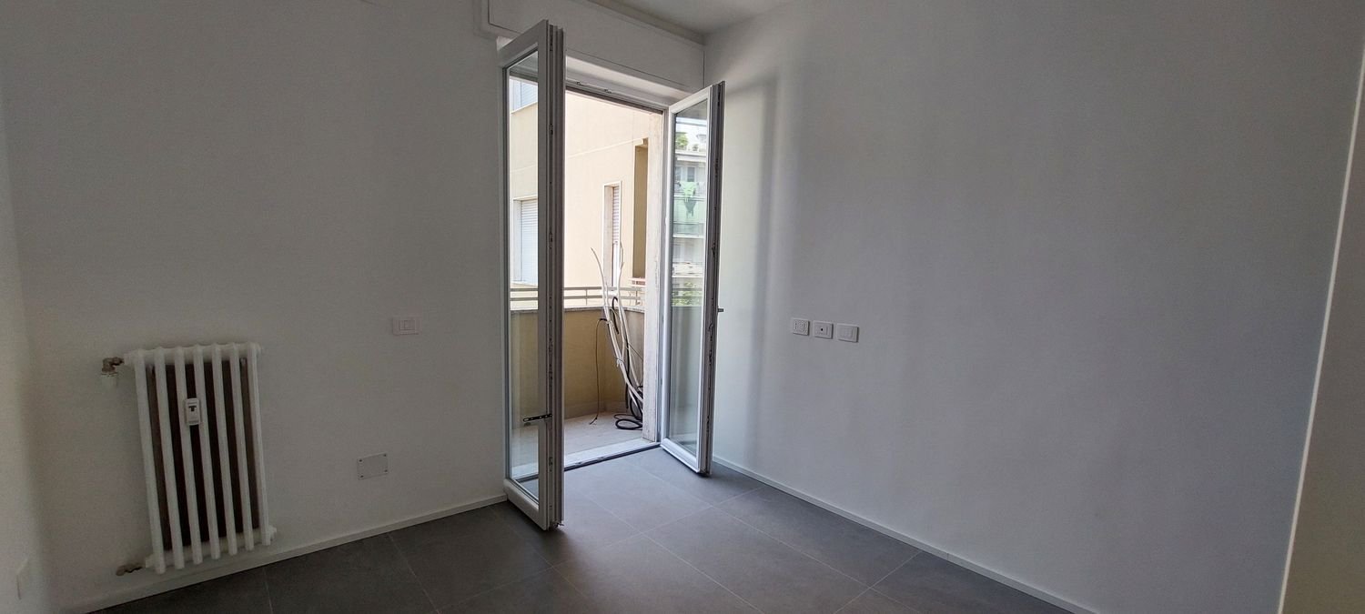 2 bedrooms Apartment in Milan, Italy No. 382545
