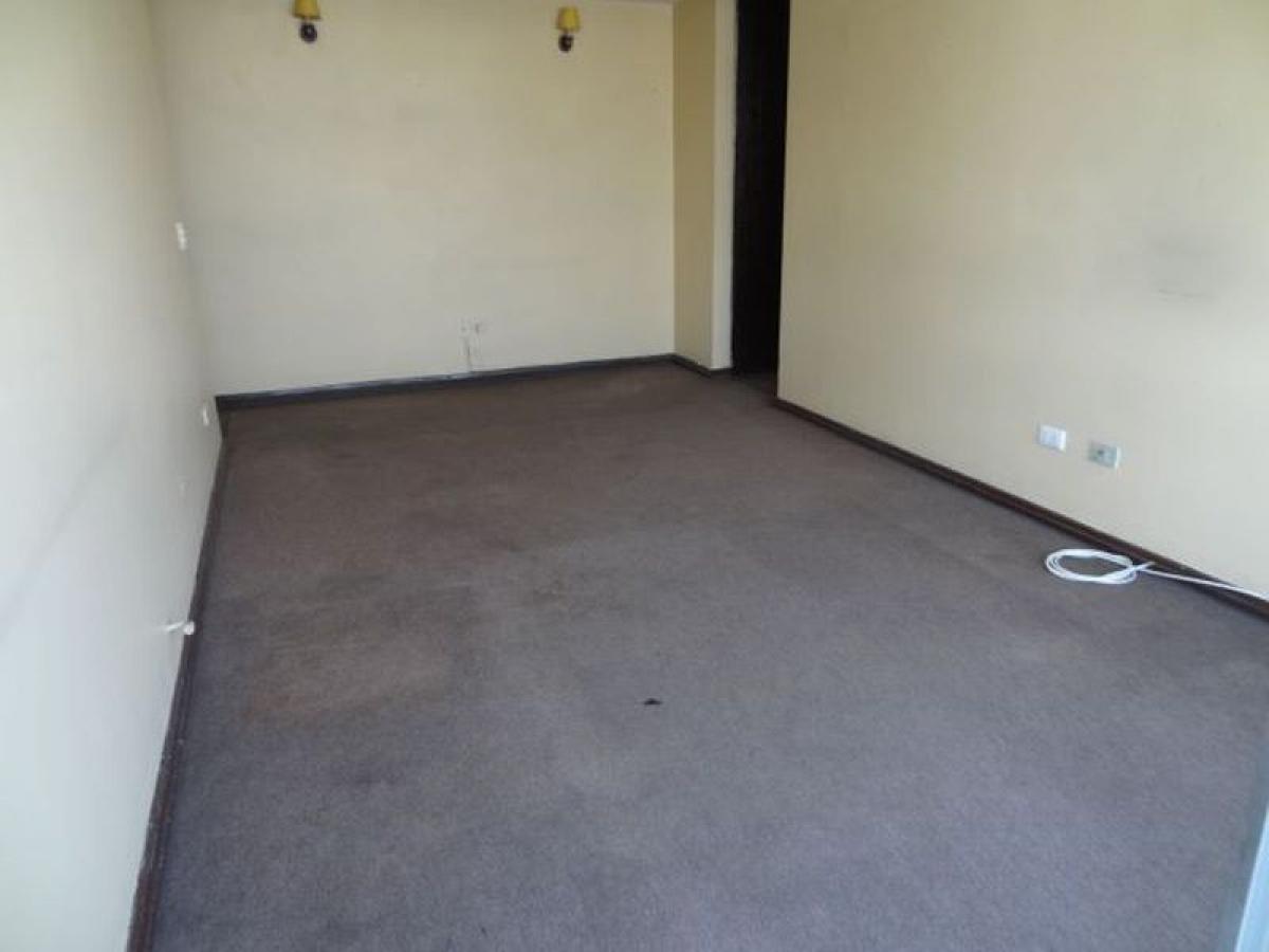 3 bedrooms Apartment in Santiago, Chile No. 5716