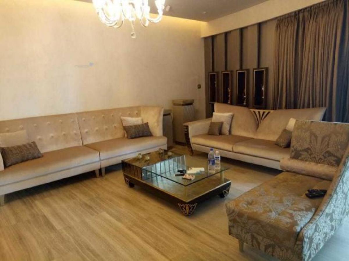 3 bedrooms House in Mumbai, India No. 19726