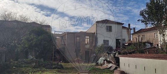 Casa de 2 dormitorios en Sao Joao da Madeira, Portugal No. 180101 25