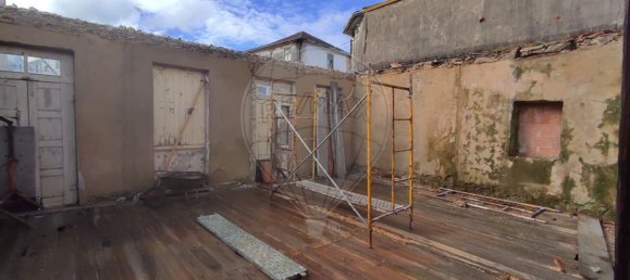 Casa de 2 dormitorios en Sao Joao da Madeira, Portugal No. 180101 17