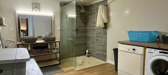 5 bedrooms House in Fontenille, France No. 102214 3