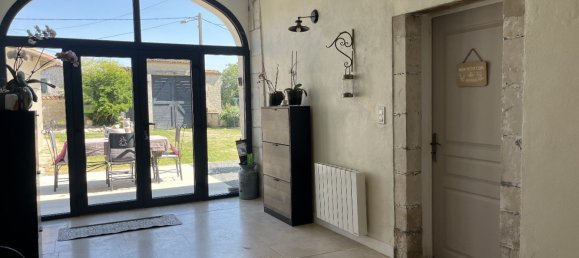 5 bedrooms House in Fontenille, France No. 102214 9