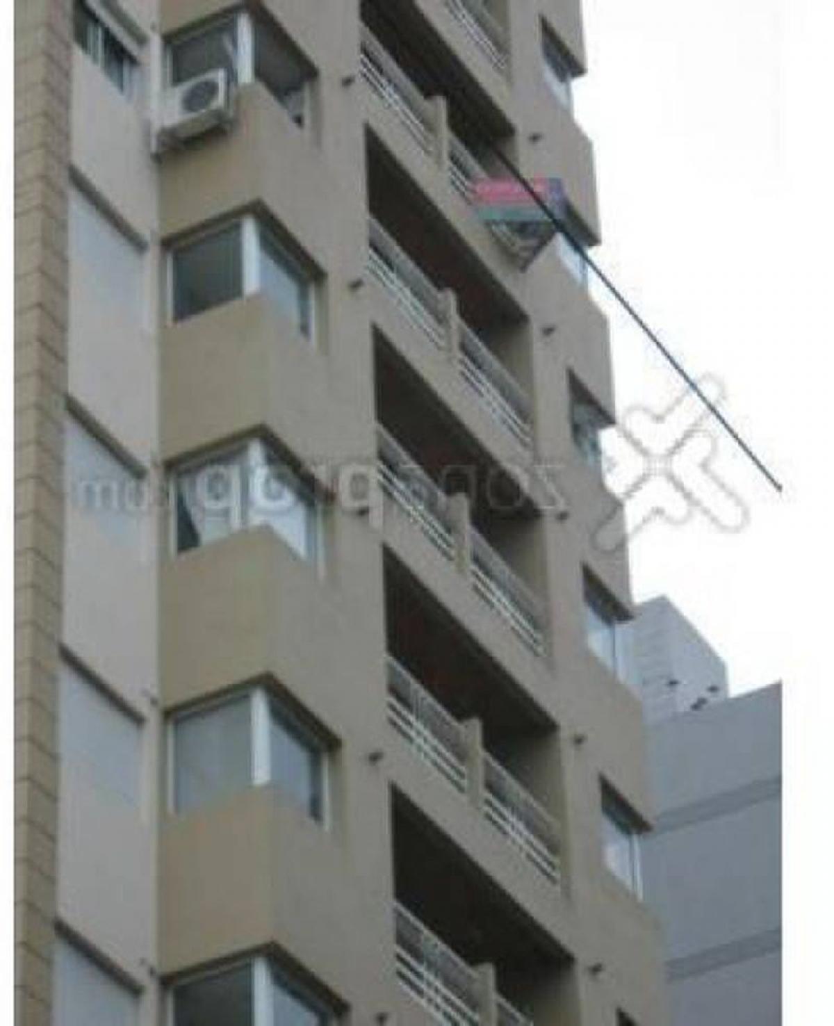 Studio in Lomas de Zamora, Argentina No. 6368