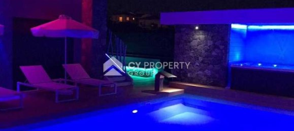 5 bedrooms House in Kolossi, Cyprus No. 17057 14