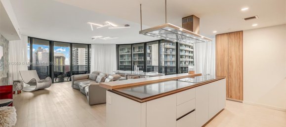 3 bedrooms Commercial property for rent in Miami, Miami-Dade, Florida, USA № 614262 12