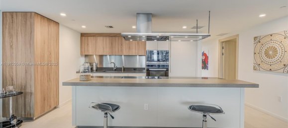 3 bedrooms Commercial property for rent in Miami, Miami-Dade, Florida, USA № 614262 15