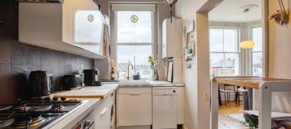 1 bedroom Apartment in London, United Kingdom No. 10785 4