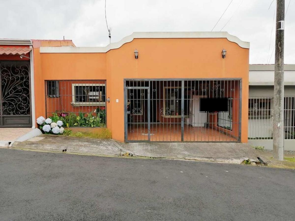 3 bedrooms House in Vazquez de Coronado, Costa Rica No. 135