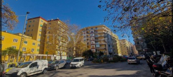 Propriété commerciale à Rome, Italy 100m² No. 194713 4