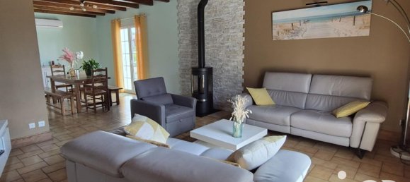 3 bedrooms House in Vienne, France No. 293993 3