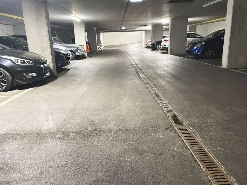 Garage in Liesing, Austria 11m², Nr. 20975