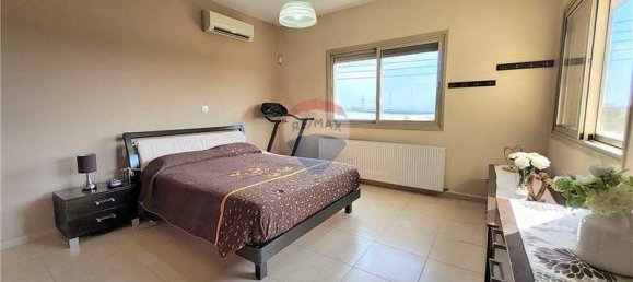 4 Schlafzimmer Gewerbliche Immobilie in Ypsonas, Cyprus, Nr. 15812 9