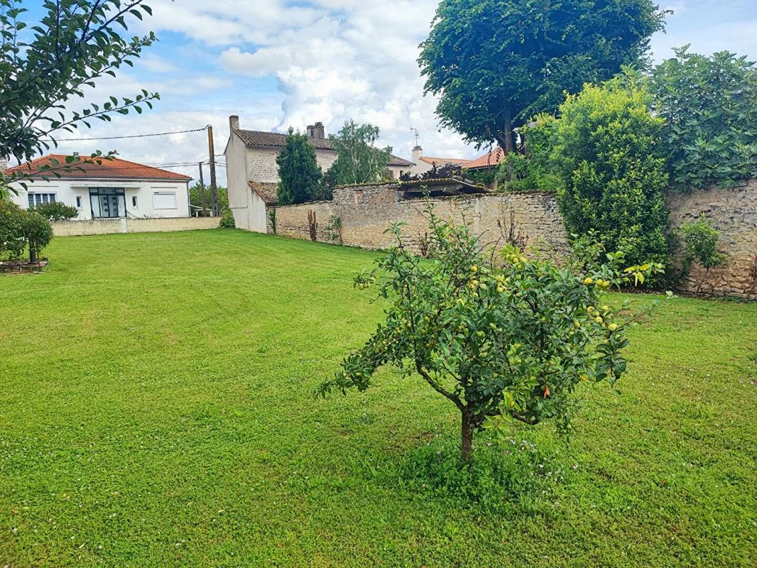 499m² Land in Saint-Maixent-l'Ecole, France No. 73547