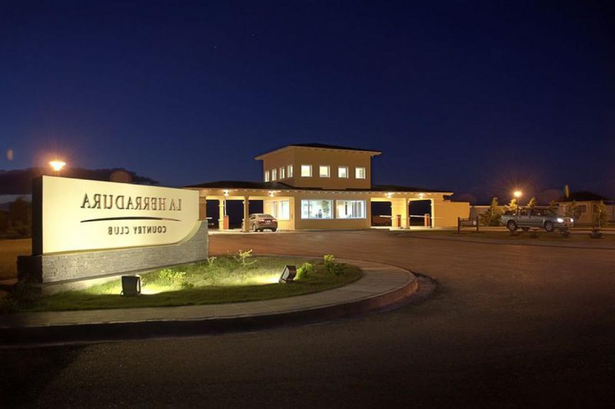  Land in Chubut, Argentina No. 36338