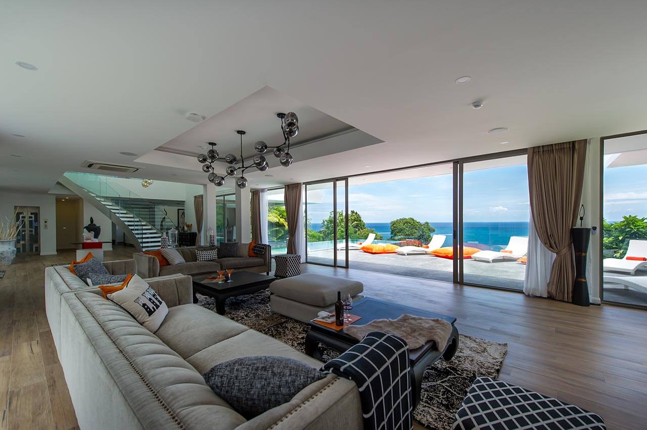 6 bedrooms Villa in Kamala, Thailand No. 351