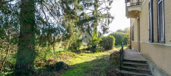 5 bedrooms Villa in Candia Lomellina, Italy No. 132316 3