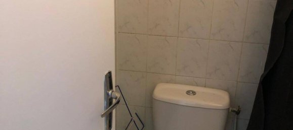 Studio in La Celle-Saint-Cloud, France No. 333861 4