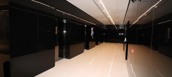 318.1m² Office in Business Bay, UAE No. 6961 5