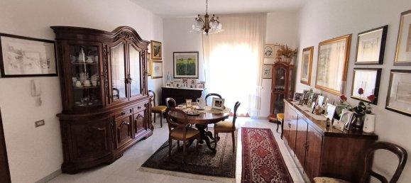 Квартира с 6 комнатами в Кальяри, Италия № 85792 5