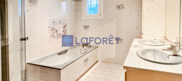 1 bedroom House in Huismes, France No. 332213 5