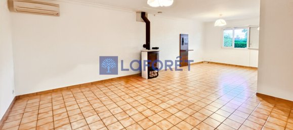 1 bedroom House in Huismes, France No. 332213 2