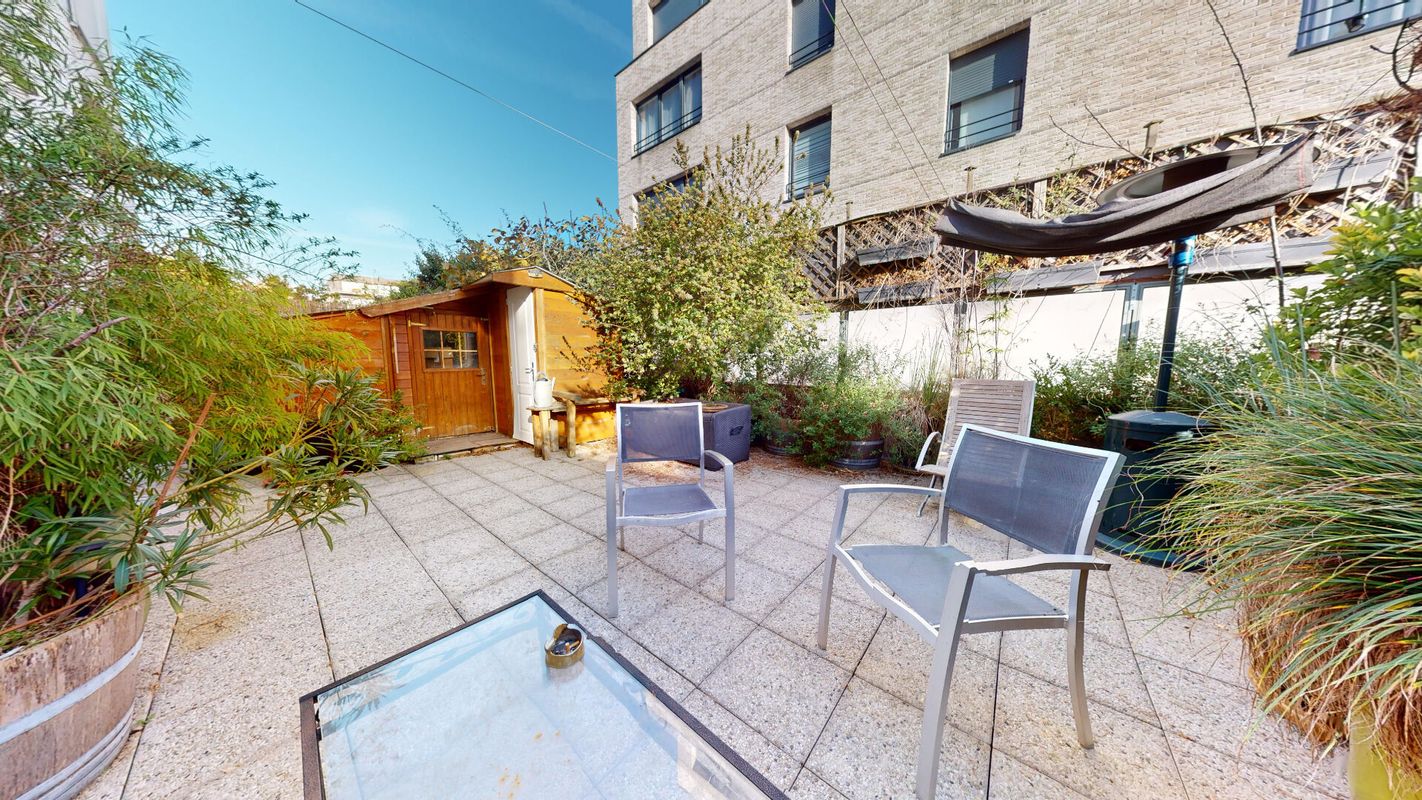 Квартира с 2 спальнями в Пантен, Франция № 173201