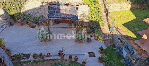 2 bedrooms House in Capraia e Limite, Italy No. 50496 42