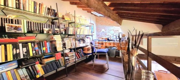 2 bedrooms House in Capraia e Limite, Italy No. 50496 27