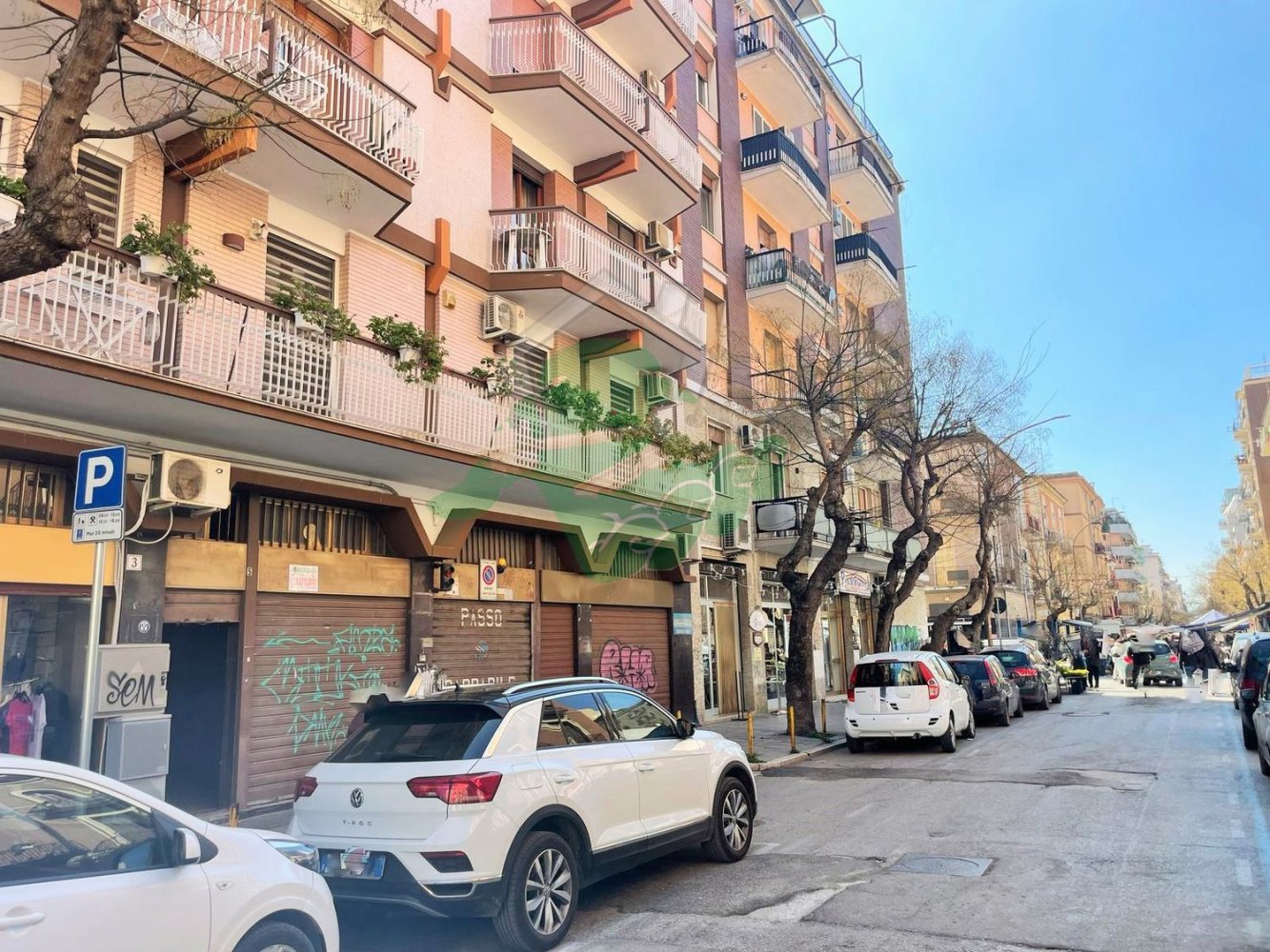 23m² Commercial property in Foggia, Italy No. 188128