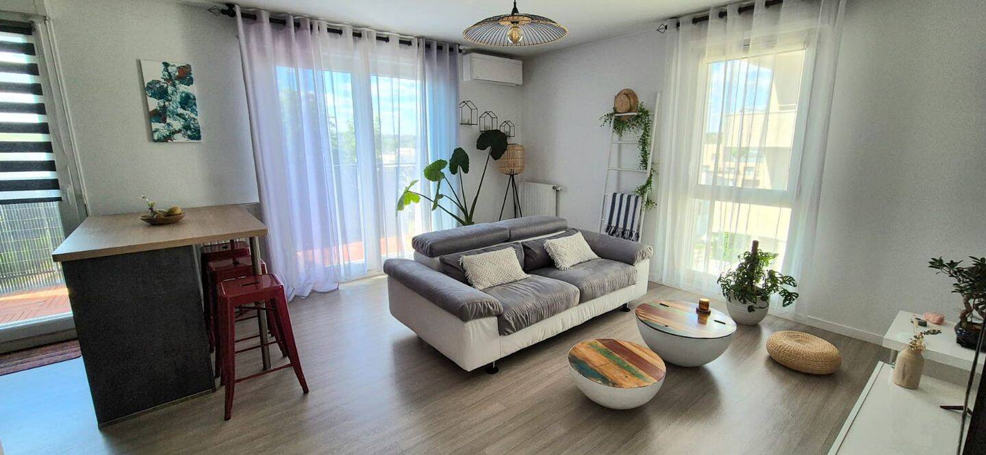 1 bedroom Apartment in Saulx-les-Chartreux, France No. 328730