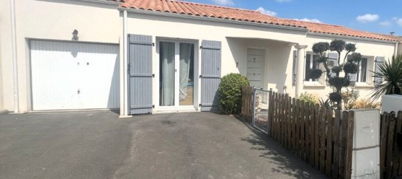 Дом с 3 спальнями в Сен-Жан-де-Ливерсе, Франция № 340156 9