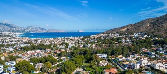 4 dormitorios villa en venta en L'Alfàs del Pi, Alicante, Comunidad Valenciana, Spain № 365638 2