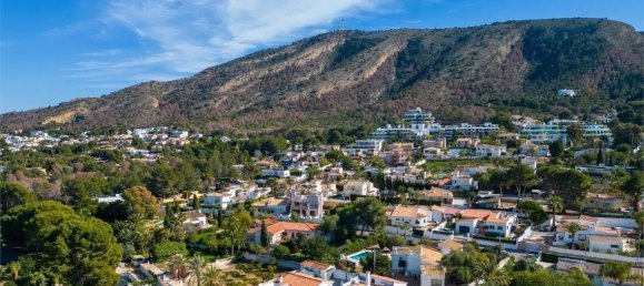 4 dormitorios villa en venta en L'Alfàs del Pi, Alicante, Comunidad Valenciana, Spain № 365638 10