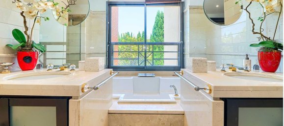 3 Schlafzimmer Wohnung in Marbella, Spain, Nr. 166795 27