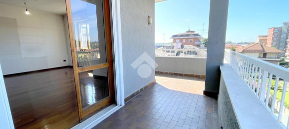 2 bedrooms Apartment in Cornaredo, Italy No. 263383 6