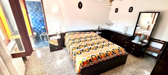 Studio in Venice, Italy No. 37252 16