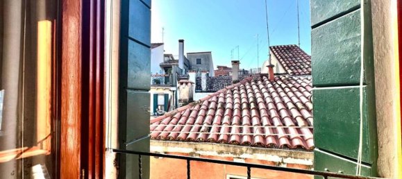 Studio in Venice, Italy No. 37252 38