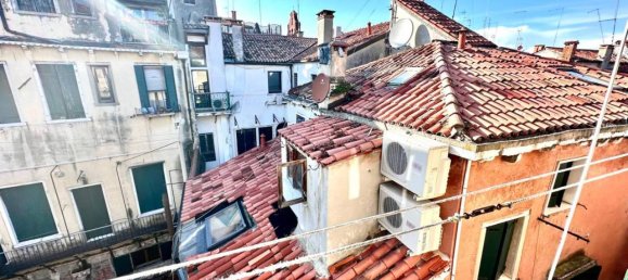 Studio in Venice, Italy No. 37252 19